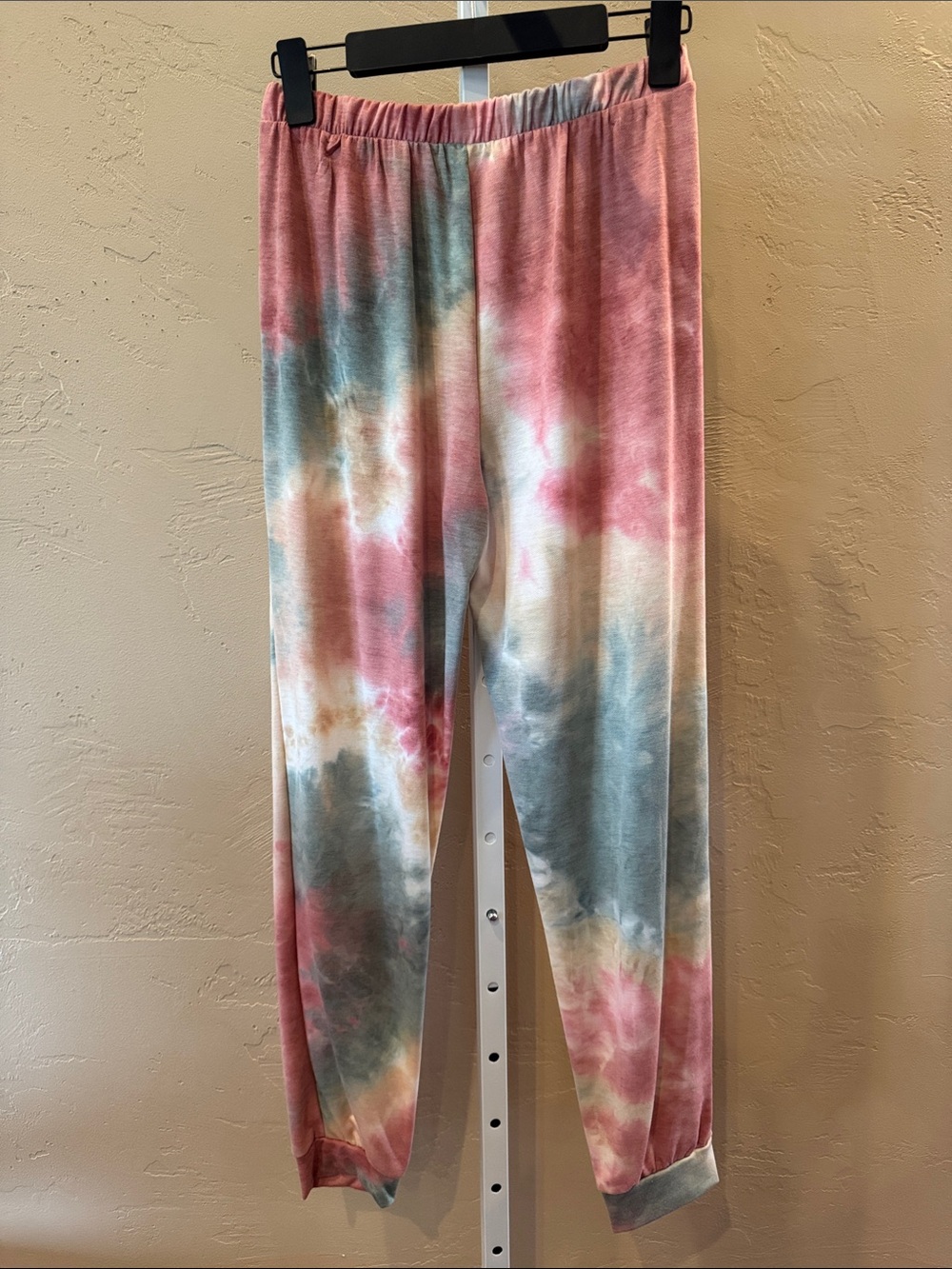 P70 Haptics Tie Dye Pocketed Joggers - Size: Small - Picture 4 of 5